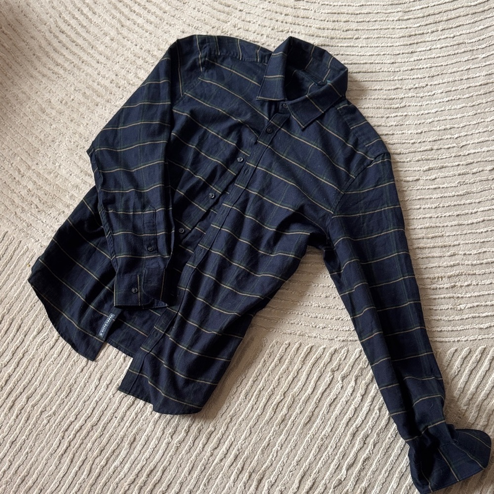 Perry Ellis Black and Yellow Striped Casual Button Down Shirt